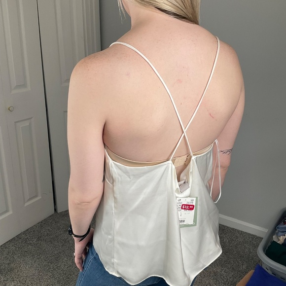 NWT H&M Tank - Picture 3 of 4